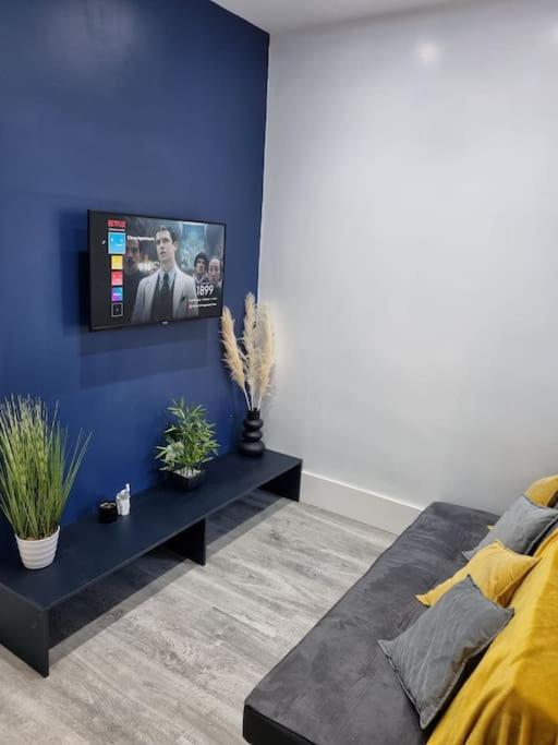 Doll Apartment Монтроз Экстерьер фото